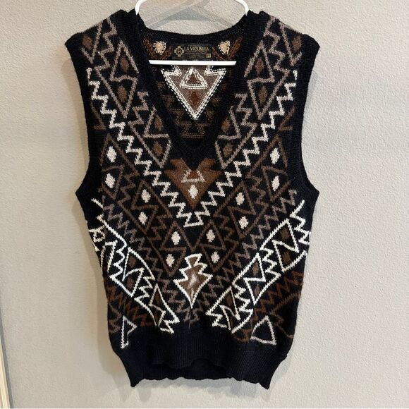 La Vicunita | M |  alpaca Geometric Knit Vest Peruvian handmade sweater vest - Picture 1 of 8
